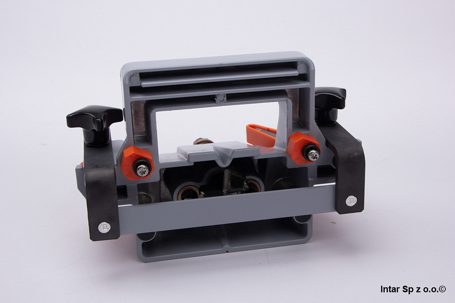 e2ba8197c6af72dad6cea4ff1bf9ebe71f9a1e2c_A162963_2